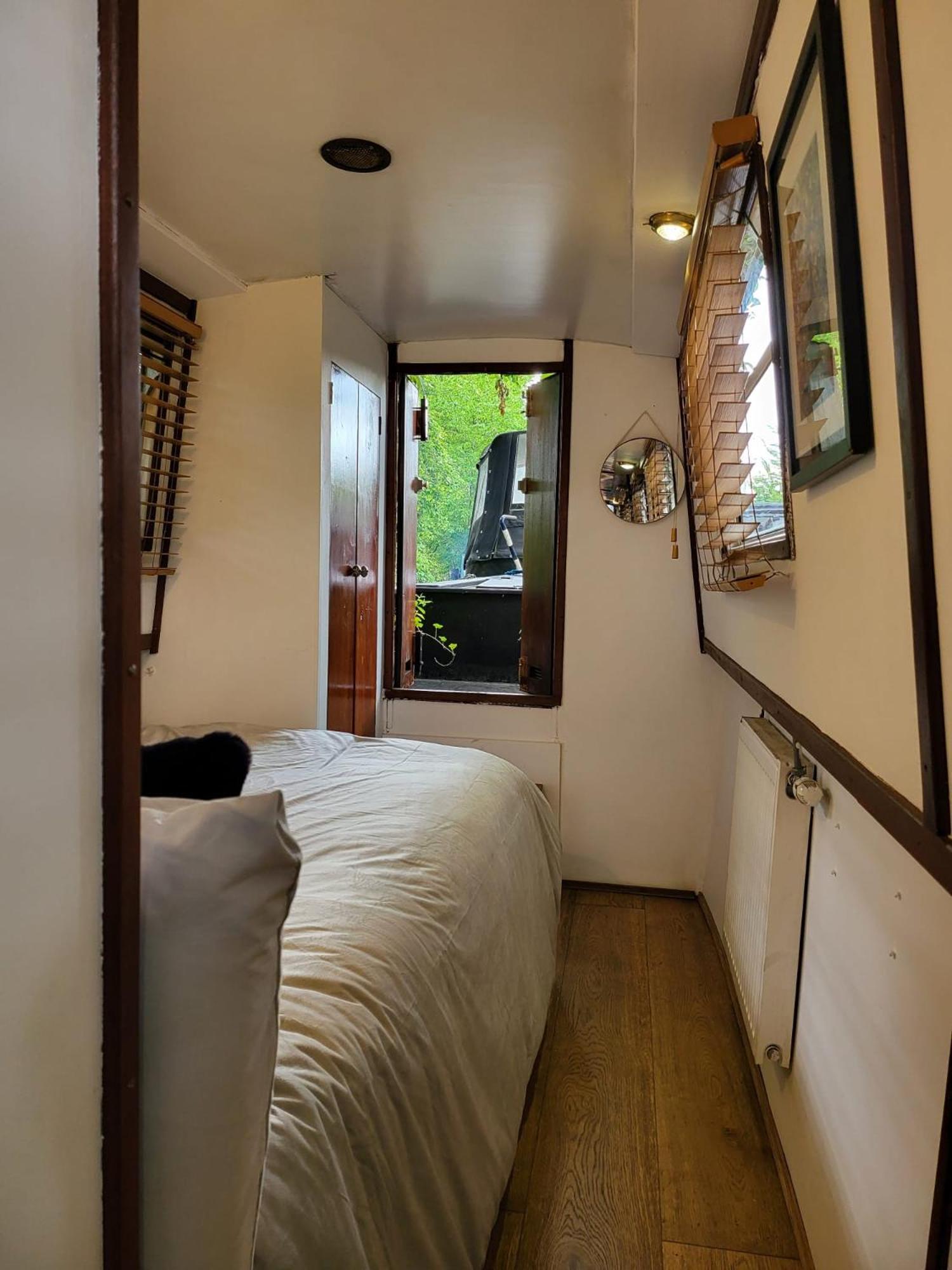 Lovely Canal Boat In Little Venice For Family & Friends London Exteriör bild
