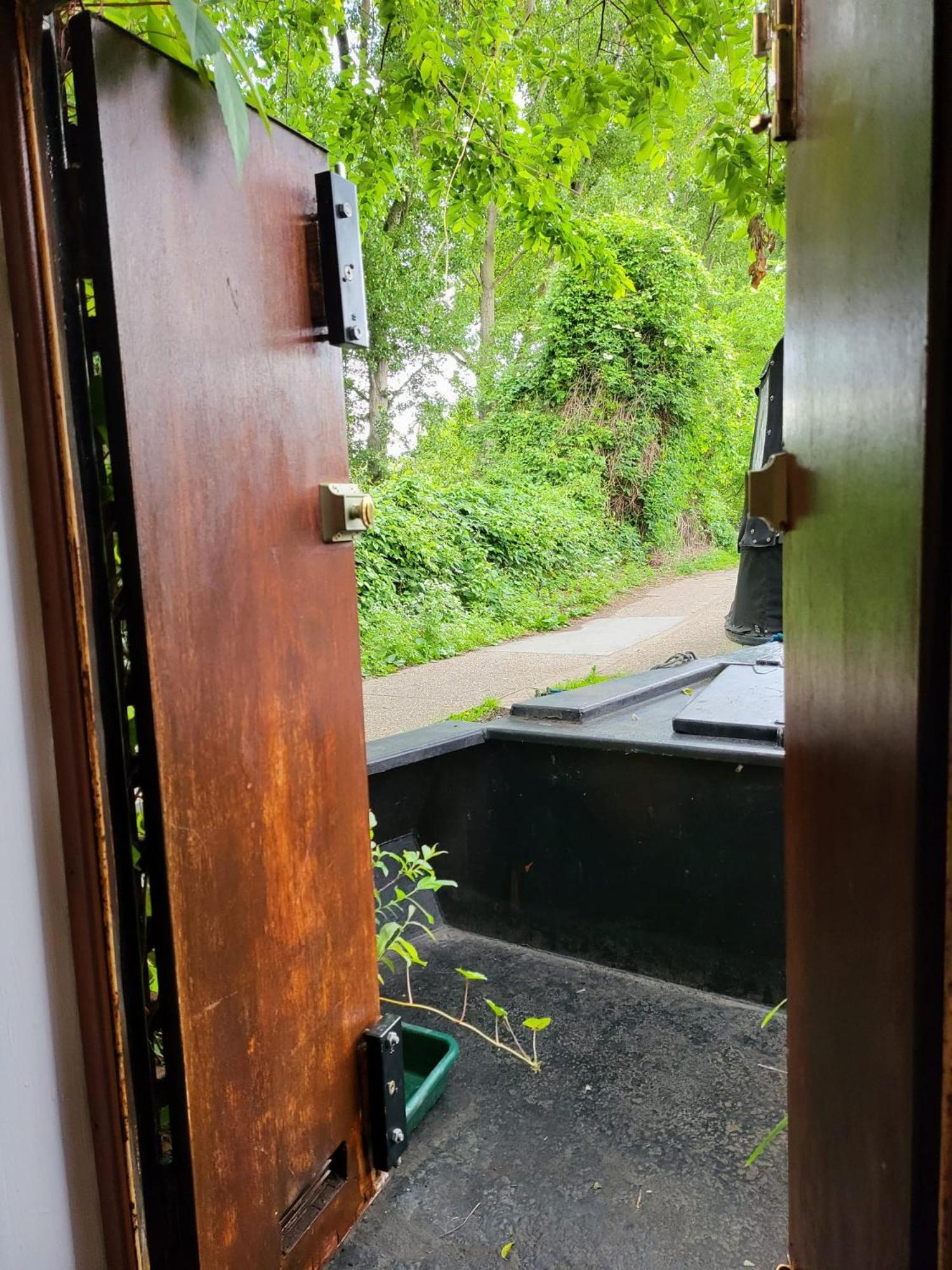 Lovely Canal Boat In Little Venice For Family & Friends London Exteriör bild