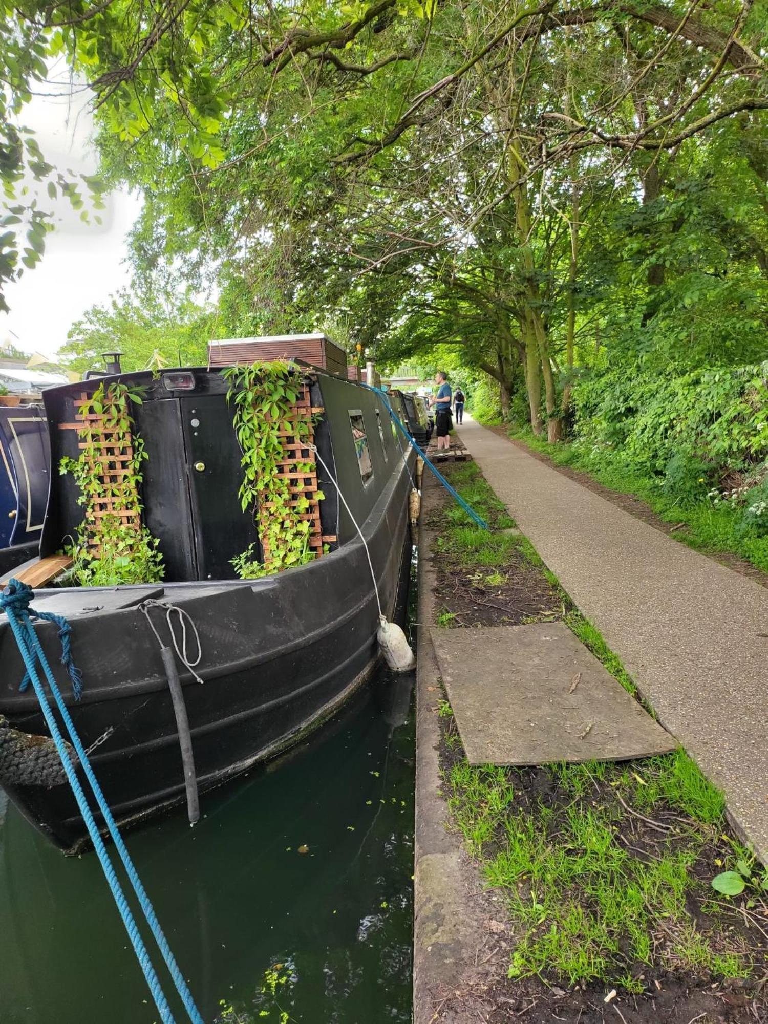 Lovely Canal Boat In Little Venice For Family & Friends London Exteriör bild