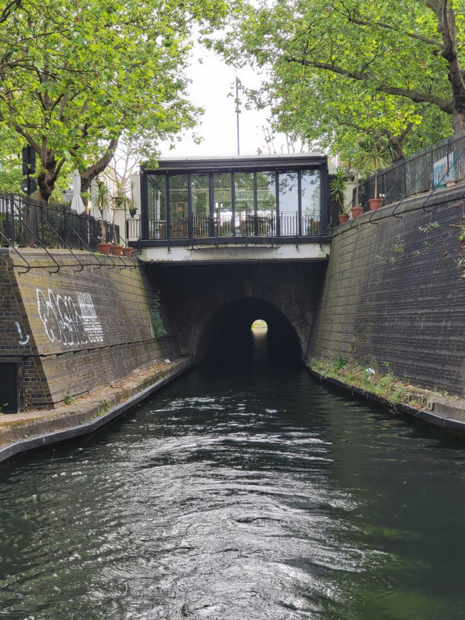 Lovely Canal Boat In Little Venice For Family & Friends London Exteriör bild